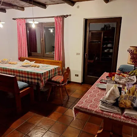La Casa Di Nonno Carlo Holiday home *